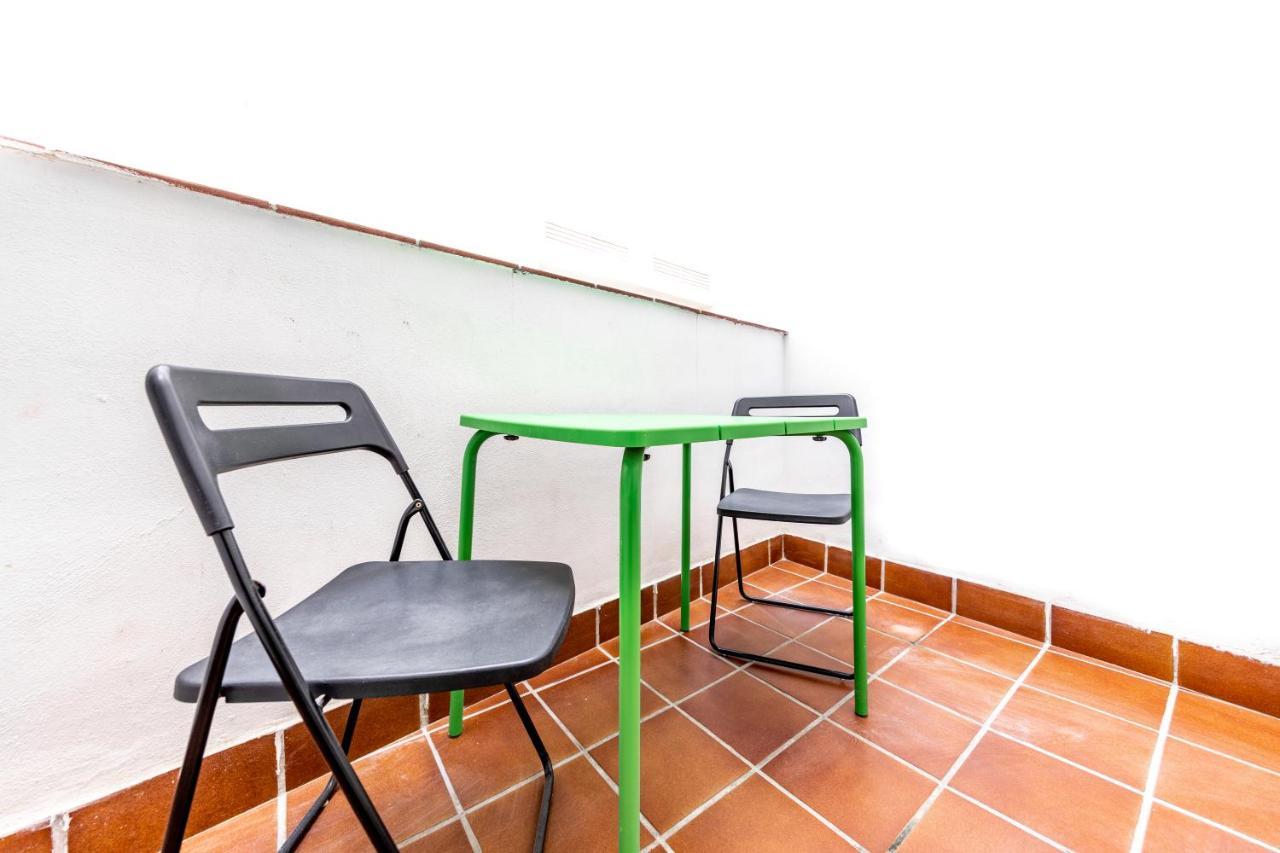 Fun Building Flats By Homeabout Málaga Exteriör bild